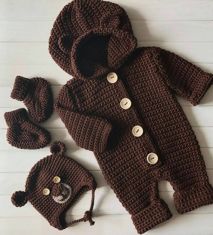 Tiny Bear Crochet Set
